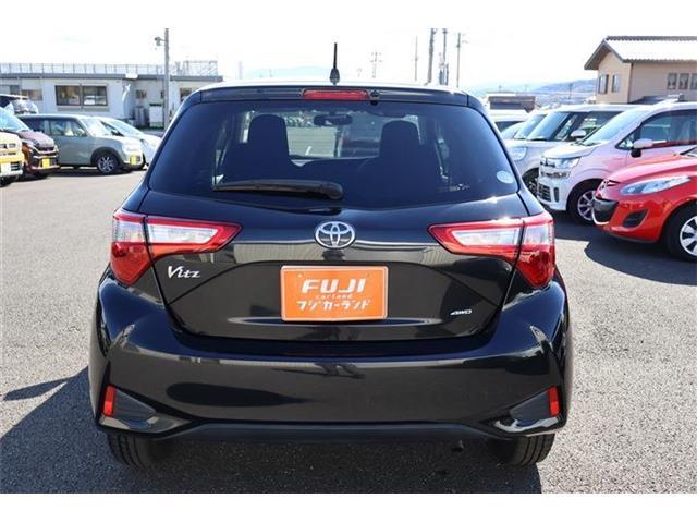 専用整備工場完備です！ショールームでお茶をお召し上がりの間に、スピーディに診断、お見積もり、整備を行ないます！メンテナンスもフジカーランド上田にお任せ下さい。