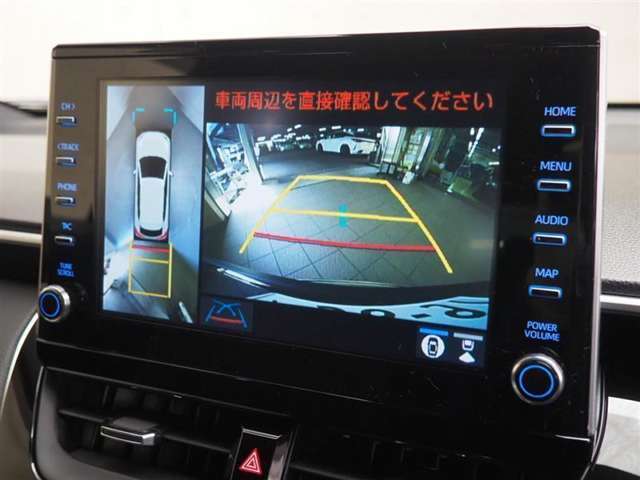 バックガイドモニターで、後方を確認しながら安心して駐車することができます。運転初心者も熟練者も必須の機能ですよ！