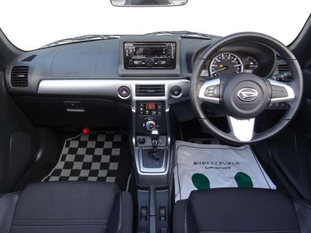 お客様からの買取・下取車をダイレクトに販売させて頂いている為、無駄な経費がかからない分安価でのご提供が可能となっております。お見逃し無く！