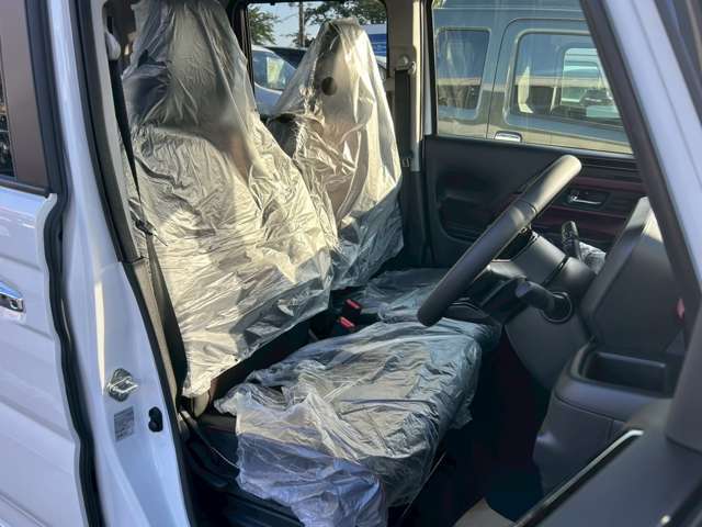 当社店頭買取入庫車！オークション仕入れの中間マージンをカットしたダイレクト販売で高品質車を低価格にてご提供しております！！マージンが省かれる分お得な価格を設定致しました！