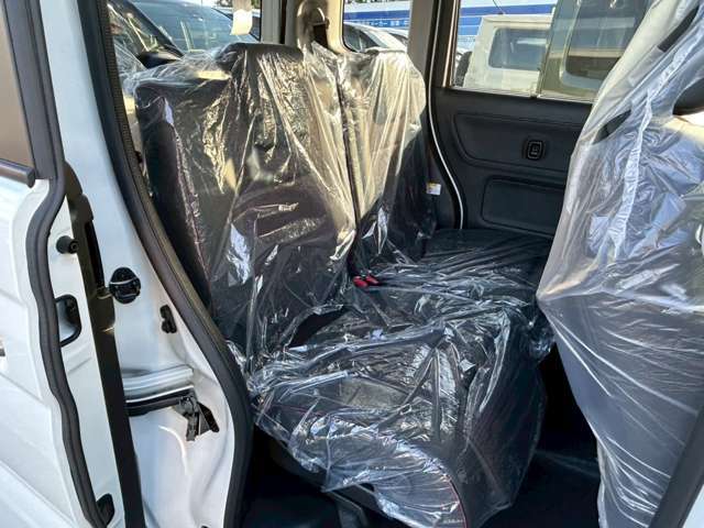 「走行距離管理システム」で距離に不正が無いかを全車展示前にしっかりチェック済みです。