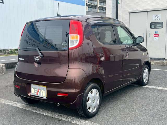 当社で整備の車両には4ヶ月の消耗品も含む無料保証と最長5年走行無制限の延長保証をオプションでご用意☆遠方のお客様はお近くのディーラーさんにて保証修理をお受け出来ます☆