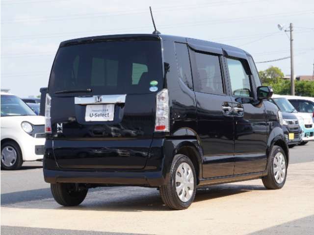 お立ち寄りいただく際は、事前にご連絡をお願いします。お目当てのお車が商談中や売約となることもございます。ご確認いただいてから、お立ち寄りください。