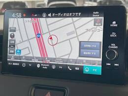 【メーカー純正ナビ】インテリアに溶け込むスタイリッシュな「専用設計」メーカーナビを装備♪視認性や操作性など基本性能にも優れ、より上質なカーライフをお楽しみいただけます。