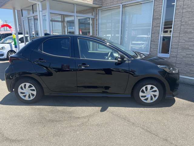 トヨタセーフティセンス☆クルーズコントロール☆コーナーソナー☆純正ディスプレイオーディオナビ☆BLUETOOTH☆バックカメラ☆ETC☆オートライト☆フォグランプ☆サイドエアバッグ☆オートエアコン