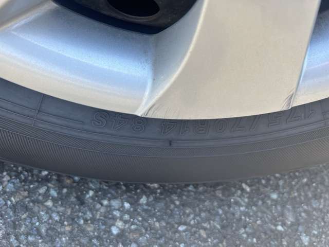 トヨタセーフティセンス☆クルーズコントロール☆コーナーソナー☆純正ディスプレイオーディオナビ☆BLUETOOTH☆バックカメラ☆ETC☆オートライト☆フォグランプ☆サイドエアバッグ☆オートエアコン