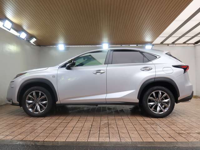 当社公式ラインからのご連絡もお待ちしております。ID　＠111duynt　お車の相談、動画、追加写真も対応可能です。ぜひ、ご登録ください！！