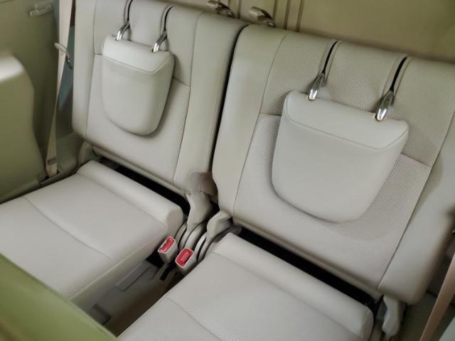 WECARS（ウィーカーズ）は全国250店舗展開！お客様が安心してカーライフをお楽しみいただけるよう社員一同心を込めてサポートいたします。