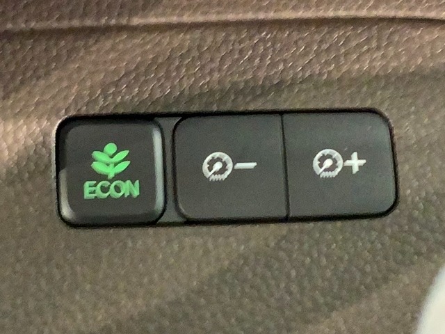 エコモードスイッチで省エネ運転も出来ます。