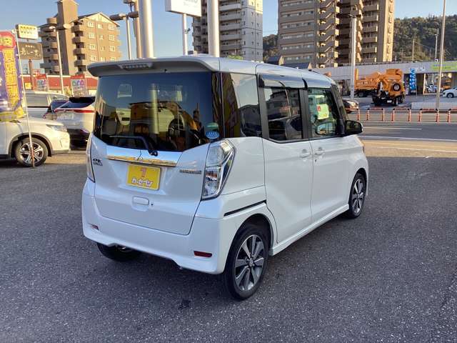 ご覧いただきましてありがとうございます。県外登録納車も承っております！お気軽にお問い合わせください。フリーダイヤル　0120-852-167　《カーセブン高須店》までお電話を！