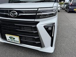 また車両管理も徹底しています。たとえ届出済未使用車でも乱雑に扱われてしまうと少しシートが汚れたり。。。見えない箇所にダメージが出たり。。。が無いとは言えません。