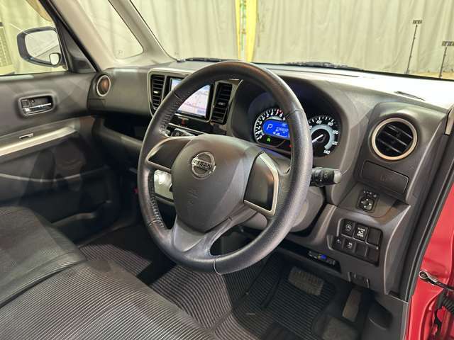 当店のこだわりはズバリ「価格」です。車両仕入れにとことんこだわり、良質な車両を安く取り揃えております。
