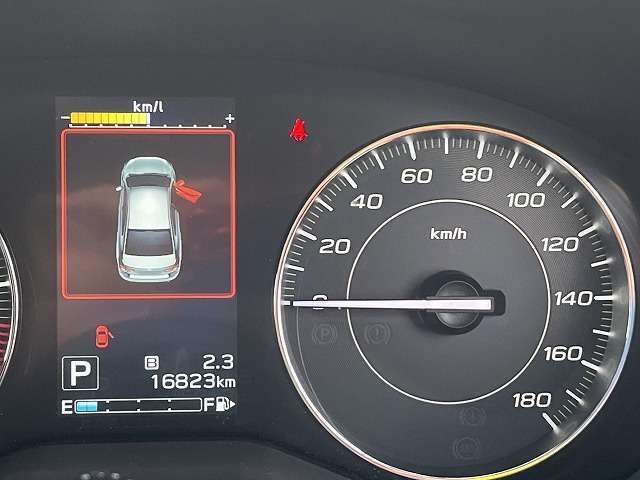 最寄りの駅は西武池袋線『武蔵藤沢駅』です。西口のロータリーへ車でお迎えにあがりますので、ご連絡ください。