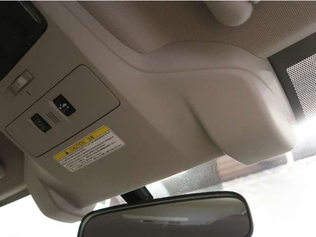 中古車を購入する上で気になる走行距離。この商品は全国ネットワークの走行距離管理システムにてチェック済みです。　【メーター改ざんは履歴はございません。ご安心してお乗り頂けます】