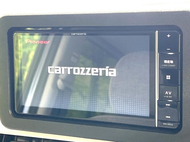 【ナビゲーション】使いやすいナビで目的地までしっかり案内してくれます。各種オーディオ再生機能も充実しており、お車の運転がさらに楽しくなります！！