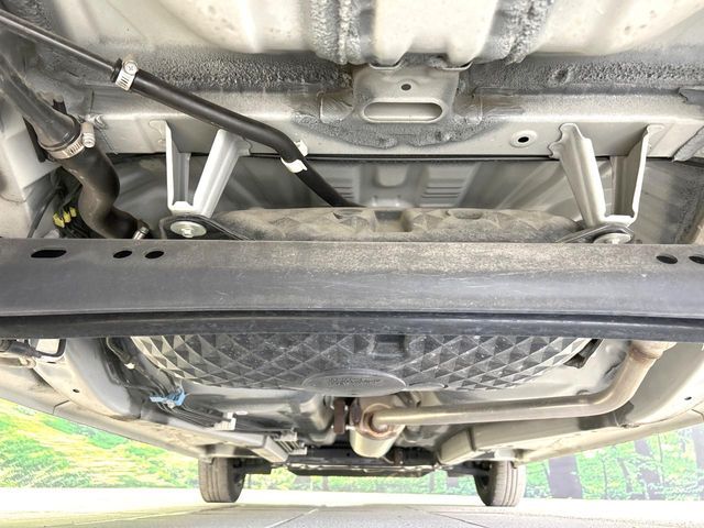 下回りがきれいなうちに、防錆加工の施工がオススメ。降雪地域はもちろん、沿岸部にお住いの方や、趣味でマリン・ウィンタースポーツをされる方にご好評いただいております。