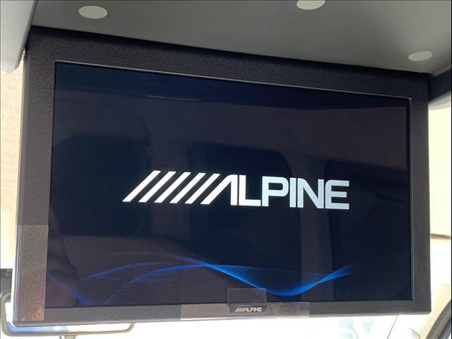 アルパイン12.8インチフリップダウンモニター装着！