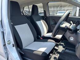 「この車の写真をもっと見たい」「状態が気になる」「この装備はついている？」どんな小さな疑問でもお気軽にお問い合わせください！