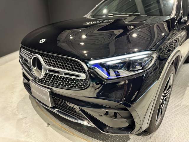 LEDインテリジェントライチシステム搭載！複数の照射モードおよび機能を備え、走行状況に適した照射を行います。