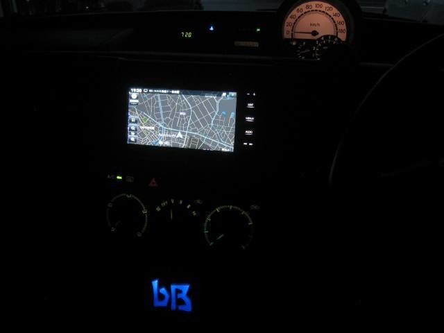 トヨタ bB 1.5 Z Xバージョン 2003年 5.0万キロ (愛知県) BW
