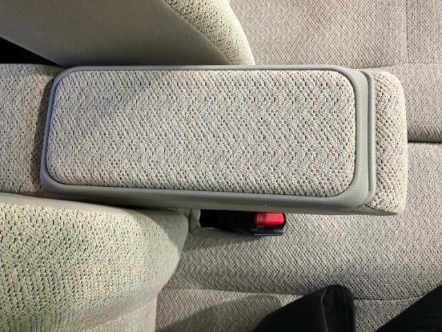 お車に合わせて無料保証以外にも、保証範囲、期間、距離を拡充させた有料保証もご用意しております！中古車の購入が初めてで不安・・・というお客様もご安心ください！