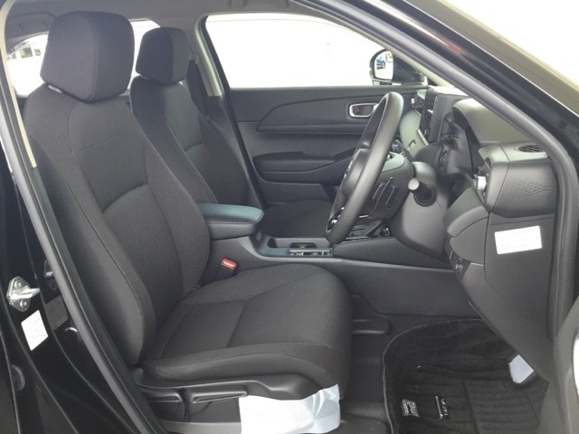 シート表皮は専用のクリーナーできれいにクリーニングしていて清潔です。