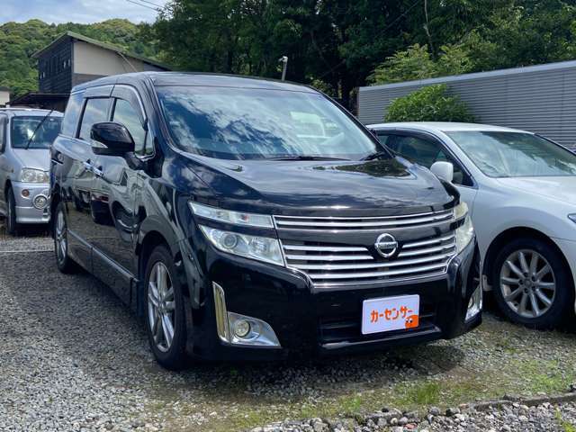 ”SELECTION”では愛車ご購入のお手伝いはもちろん、ご購入後のアフターケアを大切にしているお店です。また、展示場に無い車輌もご相談いただければ迅速にお探し致しますので是非一度ご来店ください。