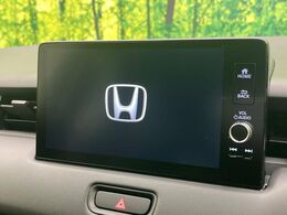 【9インチ　ホンダコネクトディスプレイ】視認性の高い大画面ディスプレイでナビの使用や、お持ちのスマートフォンと連携したbluetoothでの音楽再生が可能です♪