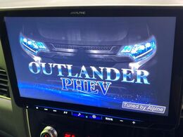 【BIG-X11インチナビ】人気の大画面BIG-Xナビを装備。専用設計で車内の雰囲気にマッチ！ナビ利用時のマップ表示は見やすく、テレビやDVDは臨場感がアップ！いつものドライブがグッと楽しくなりま