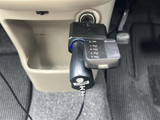 【付属品】このクルマ限定で使える装備品が付いています！使い方などはぜひ実際に店舗にお越しいただき、専門スタッフにお尋ねください！