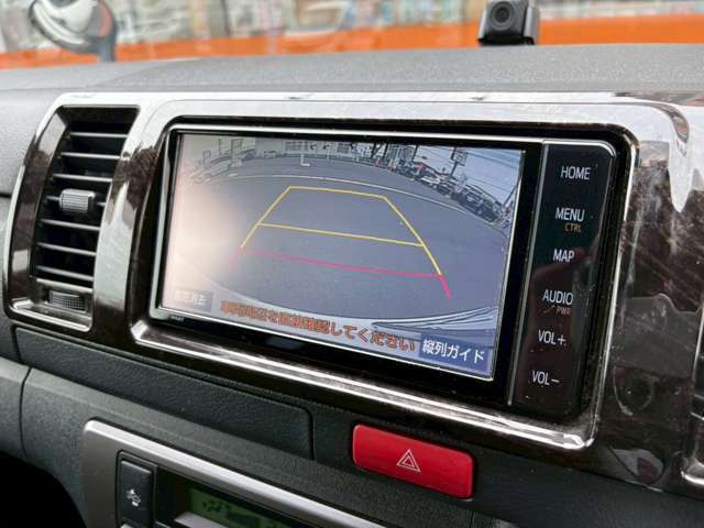 全ての車をご納車前に第3者機関にて査定、チェックを受けております。メーターの巻き戻し、災害車などは一切販売は致しません。