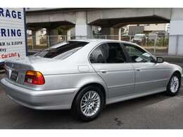 クレジット会社様との提携により、遠方の方やご多忙でなかなかご来店出来ない方、携帯もしくはパソコンからご入力頂き仮審査が出来る、Webオートローンを導入しております。お気軽にお問い合わせください。