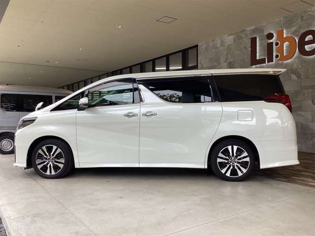 ■□■□■ リバティは軽自動車からミニバンSUVまで全車種を取り扱う、まさに自動車の大型ショッピングセンターです！！ ■□■□■