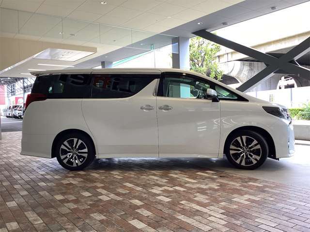 ☆衝突軽減ブレーキ付きのお車も多数ご用意しております☆お車も詳しい内容は営業スタッフにご相談下さいませ♪