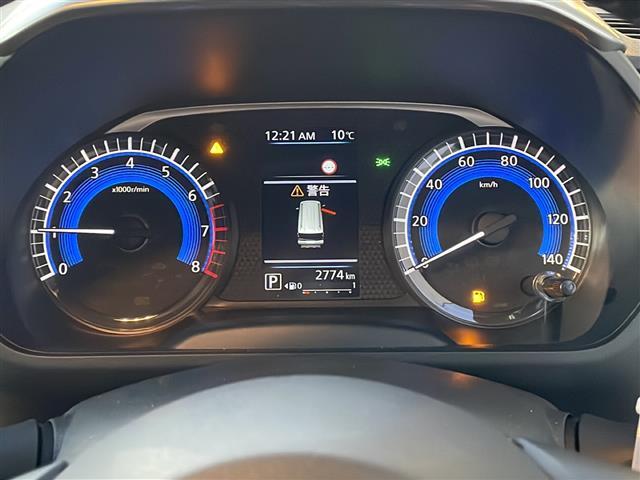 【メーター】スピードメーター・・・走行速度を表示する計器です。　2　タコメーター・・・エンジンの回転数を表示する計器です。　3　燃料計・・・ガソリンの残量を表示する計器です。