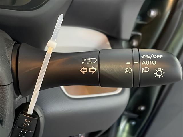 運転席周りにある装備です。ハンドル周り、インパネ周り等についている装備をこちらで確認できます。