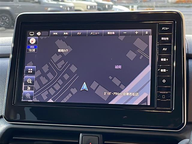 【ナビ】各種オーディオメディアをお楽しみいただけます。自分の現在地を確認できる事と目的地までのルート案内できます。ドライバーはモニター上に映し出された地図で確認することができます。
