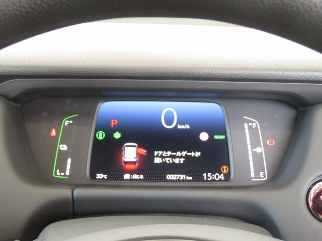 メーターも見易いレイアウトなので安心ドライブをサポートします☆