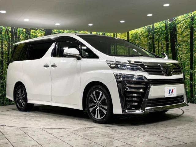 大好評のボディコーティング「弾スプラッシュコート」もご納車までに施工可能。通常のガラスコートと異なる、耐久年数6年の無機質ガラスコーティングが、ボディをキレイな状態に保ってくれます。