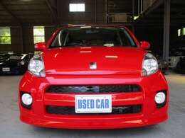 仕入れてその車を業者さんにお願いして全磨きで水垢迄全て除去して　傷がよく見える状態にしてからリペイントしておりますから車が届いた時に　この傷は？ということも無いくらい仕上げている車好きなのです。