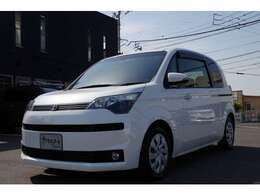 交通アクセスとして、瀬戸大橋経由は高速出口高松西IC、明石海峡大橋経由は高速出口檀紙IC、そこから約15分程の所にあります。また、公共交通機関をご利用の方は、高松駅までお迎えも可能です。