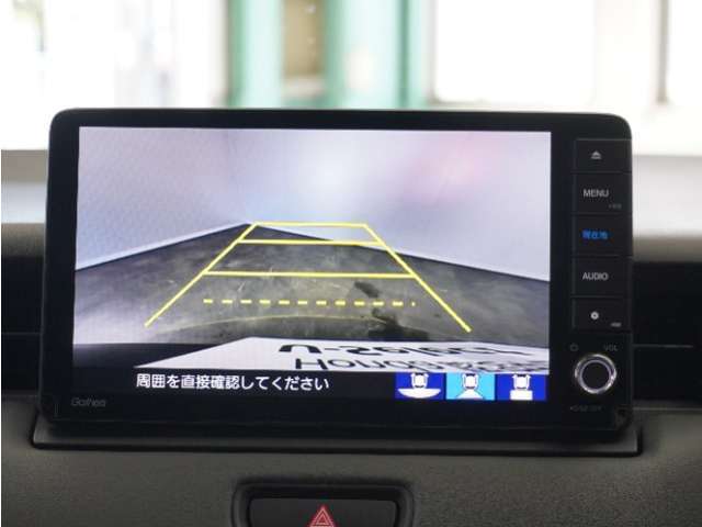 ◆バックカメラ◆リバースにするだけで映ります、後方の安全確認や、狭い駐車場での車庫入れ、雨の日や夜間など視界の悪い時に便利です！安全にバックする為には欠かせない装備です。