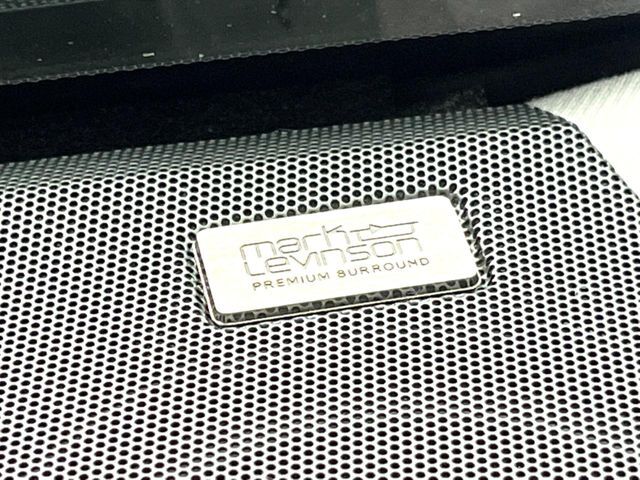 【マークレビンソンサウンドシステム付き純正ナビ】充実のナビ機能はもちろん、高度なチューニング能力が搭載されており、高音質な音楽をお楽しみいただけます♪