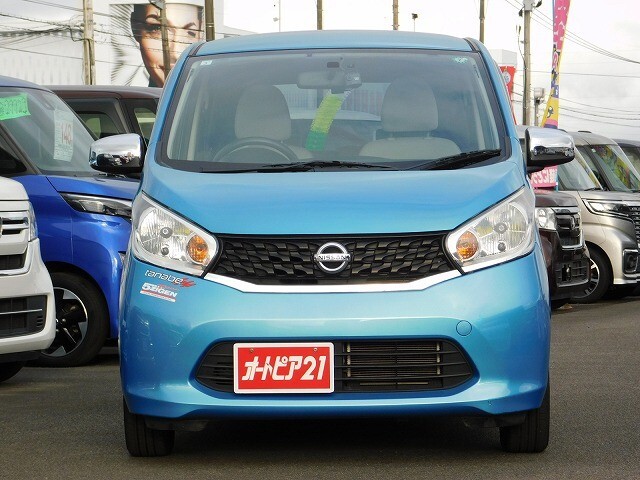 平成26年式デイズです。走行52200kmのお車です。※車高が低いお車になります為、車検に通らない判断がなされた場合、純正に戻させていただきます。