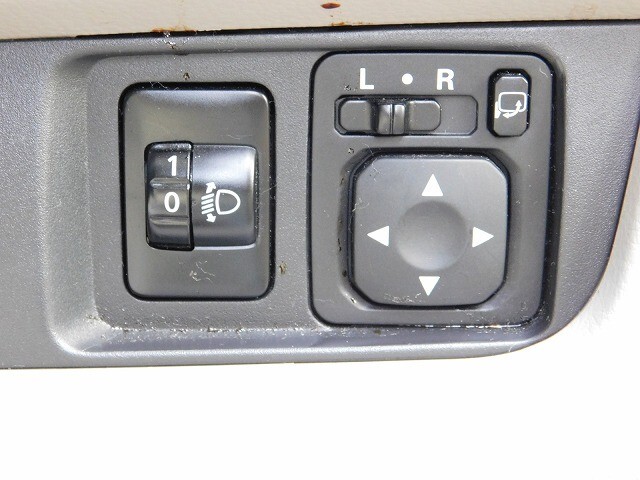 電動格納ミラー　ライトレベライザー