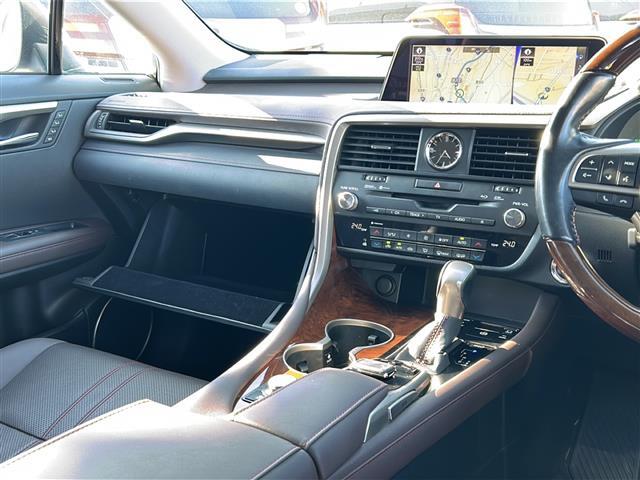 ガリバーグループでは主要メーカー、主要車種をお取り扱いしております。全国約460店舗の在庫の中からお客様にピッタリの一台をご提案します。