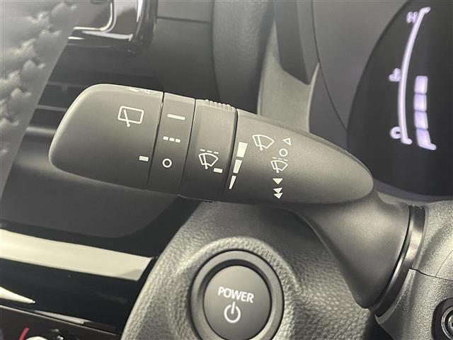 【運転席操作部】快適なドライブを楽しむための機能が装備されています！運転席から触れるので、使いやすいです！除菌プランいれていただくと、さらに清潔で安心していただけます！