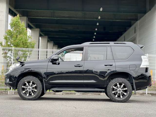当店の車両をご覧になって頂き、誠にありがとうございます。ただご予算をこえてしまっている・・・など諦めないでご相談くださいませ。お見積もりも多数のプランがございます。お気軽にお問い合わせくださいませ。