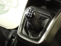 思うままに操れる　5MT車です。