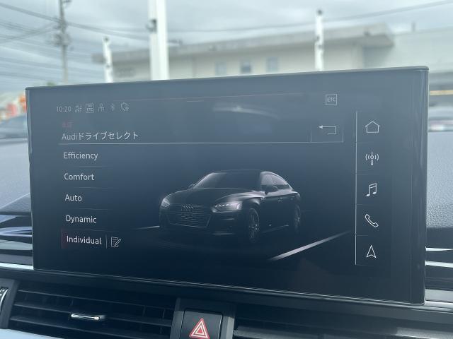 ●Audiドライブセレクト『サスペンション、パワーステアリング、エンジン、トランスミッションなどの特性をスイッチ一つで切り替え可能！ドライバーの好みに合わせてドライブを楽しんでいただけます。』